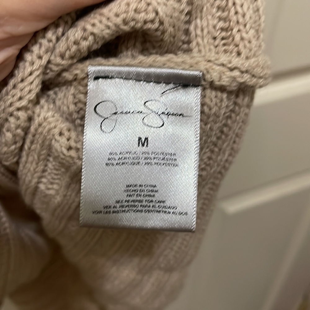 Jessica Simpson tan tunic sweater (sz m) - Picture 8 of 12